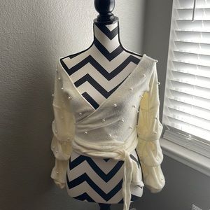 ✨✨pearl beaded crop sweater✨✨